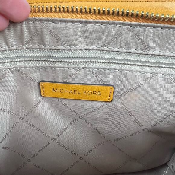 Michael Kors Yellow Leather And Brown Monogram Canvas Hope Satchel - Picture 12 of 12